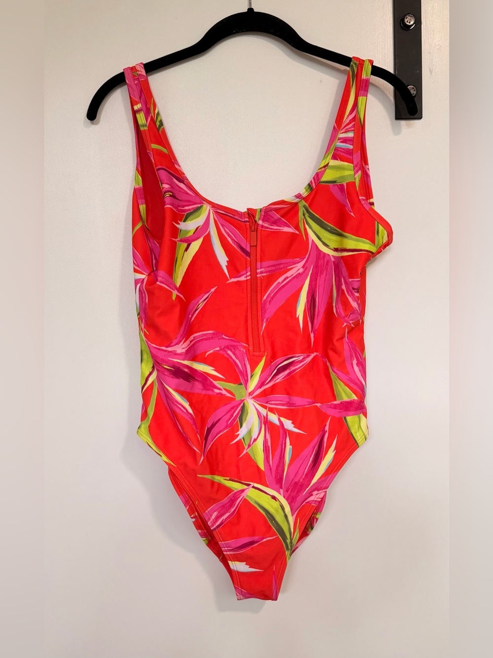 Old Navy one piece swimsuit